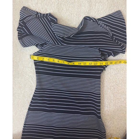 NWOT ROMEO+JULIET COUTURE Elegant Striped Black and White Dress - Picture 9 of 12